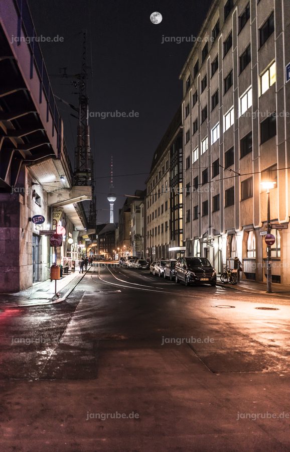 Wandbild Berlin Streets – Fotografie von Jan Grube als Leinwand, Acrylglas oder Poster