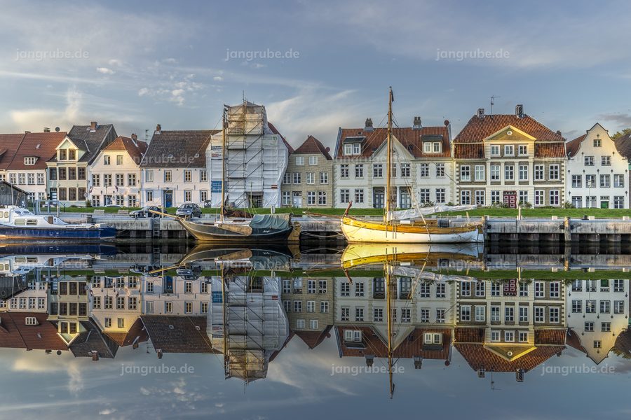 Wandbild Glückstädter Innenhafen (Glückstadt) – Fotografie von Jan Grube als Leinwand, Acrylglas oder Poster