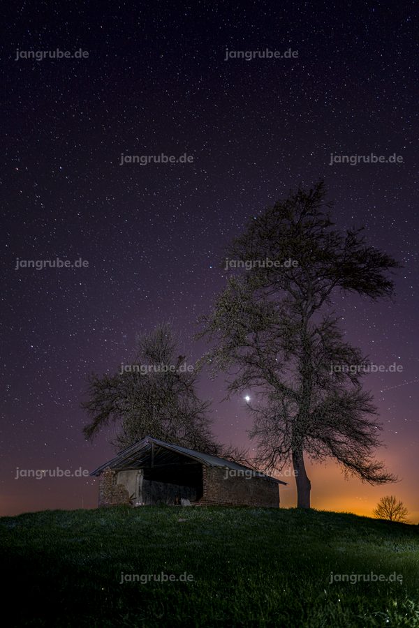 Wandbild Holler Wettern im Sternenlicht – Fotografie von Jan Grube als Leinwand, Acrylglas oder Poster